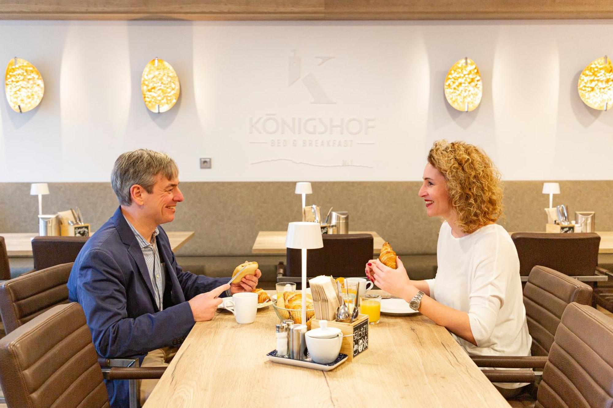 Koenigshof Bed And Breakfast Königstein im Taunus Zewnętrze zdjęcie